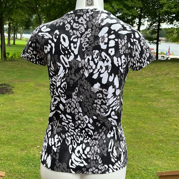 East 5th unworn cap sleeve sweater M - Picture 5 of 9